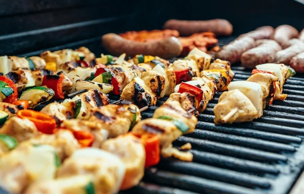 Hatimi by Fakhruddin Properties - Amenities - BBQ Deck